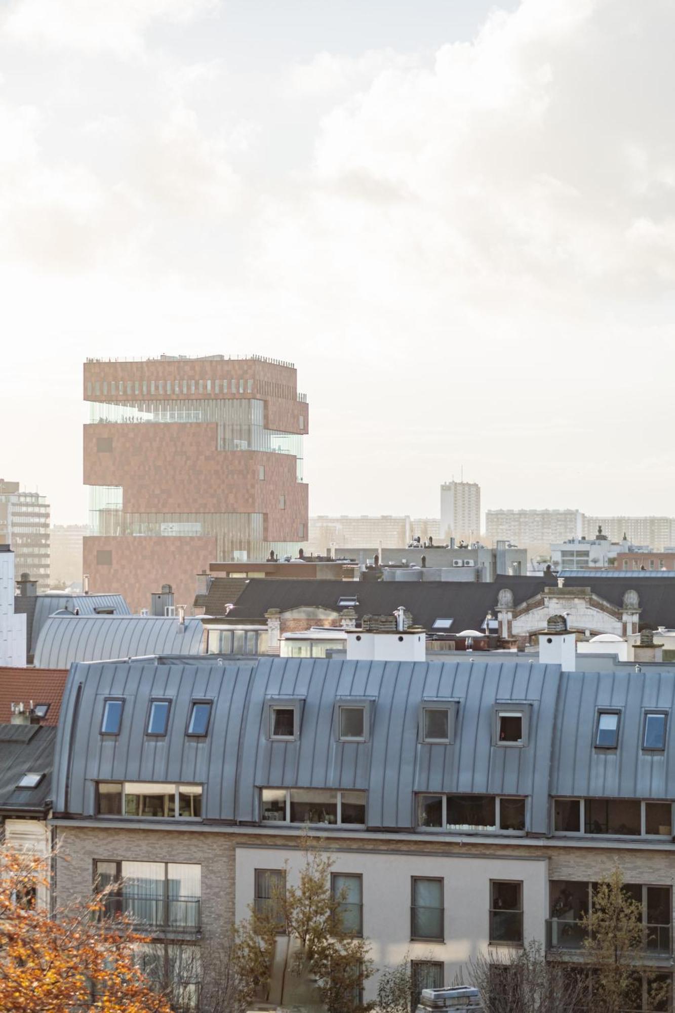 App Met Uitzicht Op 'T Mas En Ondergrondse Parking Apartment Antwerp Exterior photo